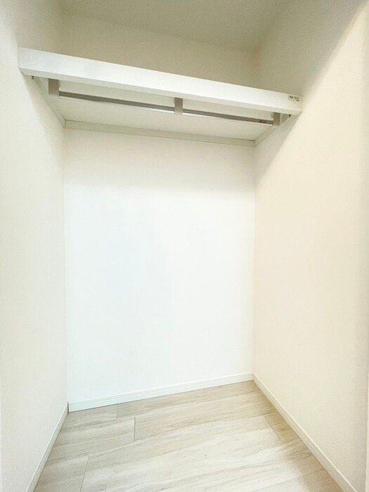 物件内観写真15　(収納)