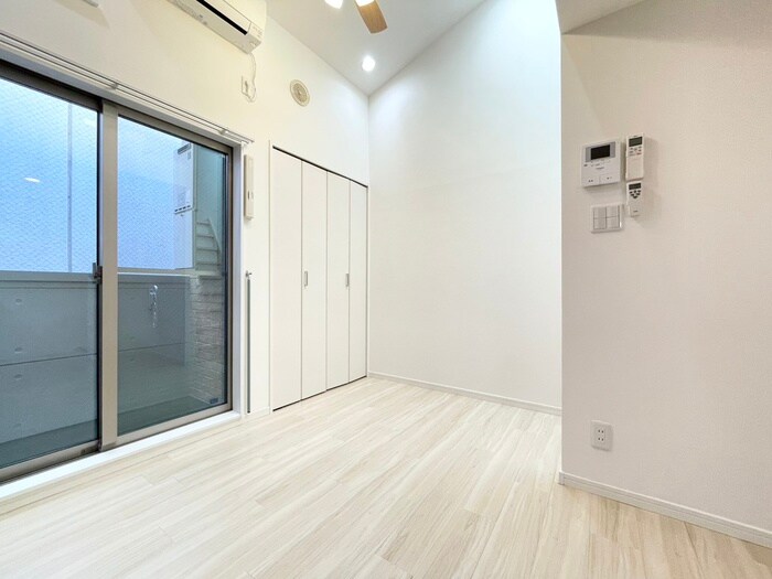 物件内観写真19　(居室)