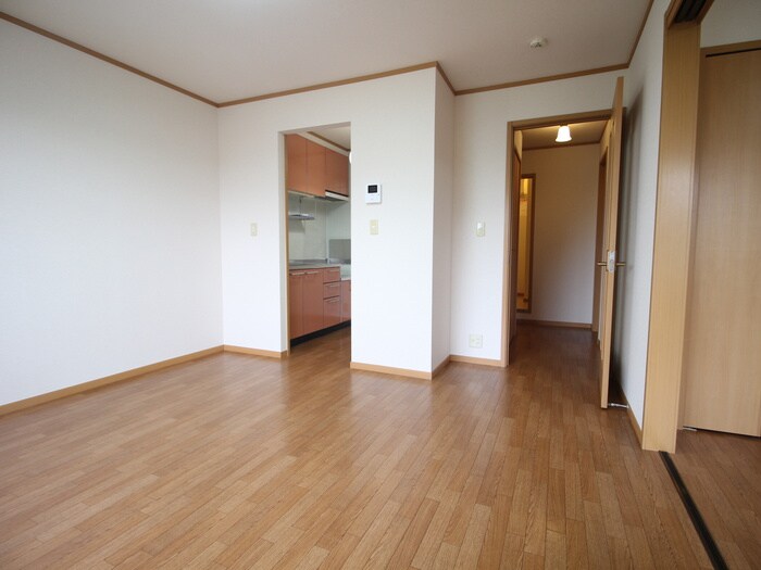 物件内観写真8　(居室)