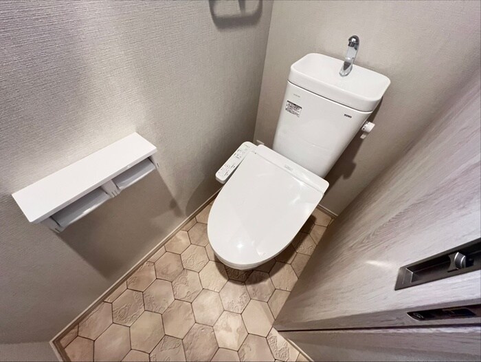 物件内観写真12　(トイレ)