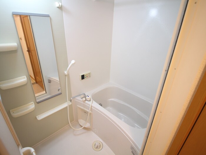 物件内観写真12　(バス／シャワールーム等)