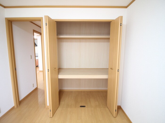 物件内観写真18　(収納)