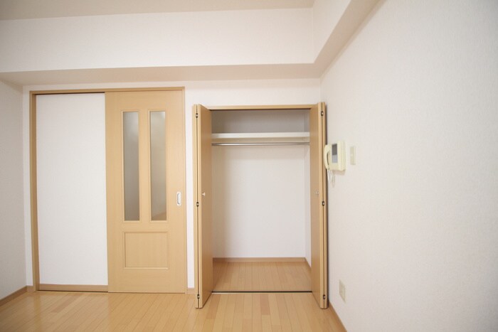 物件内観写真11　(収納)
