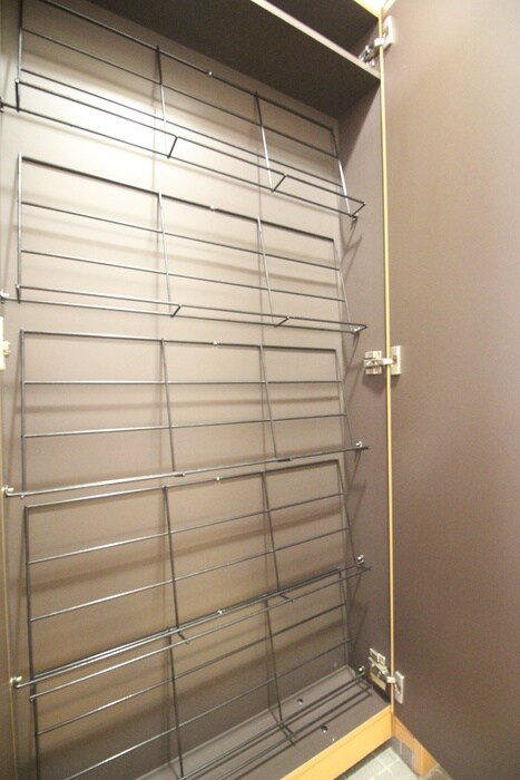 物件内観写真13　(靴箱)