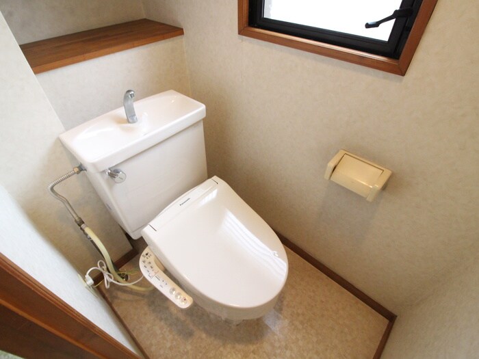 物件内観写真11　(トイレ)