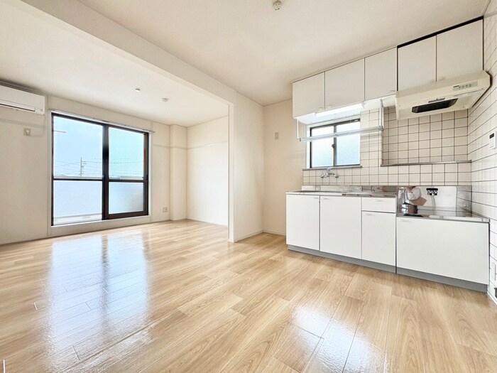 物件内観写真7　(居室)