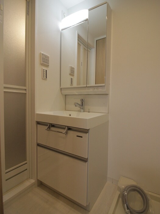 物件内観写真16　(洗面)