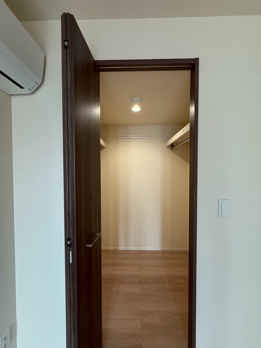 物件内観写真8　(収納)