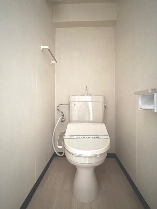 物件内観写真16　(トイレ)