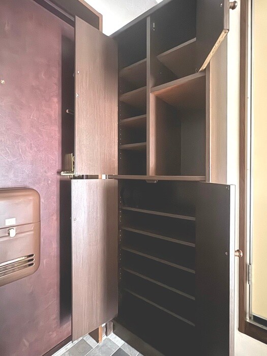 物件内観写真18　(靴箱)