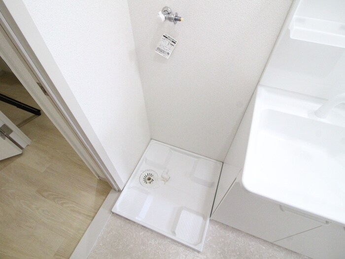 物件内観写真19　(洗濯機置場)