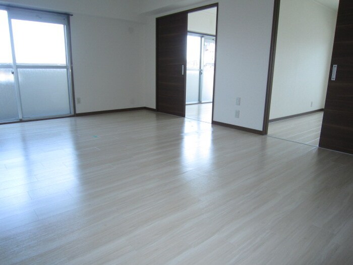 物件内観写真12　(居室)