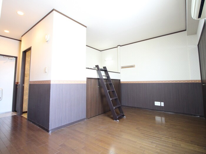 物件内観写真10　(居室)