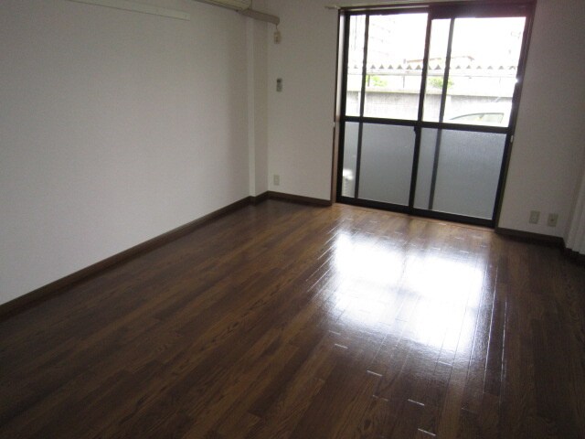 物件内観写真11　(居室)