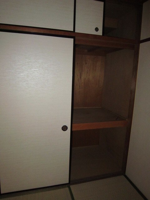 物件内観写真11　(収納)