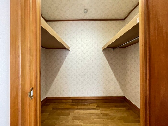 物件内観写真13　(収納)