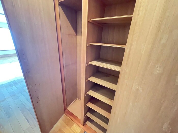 物件内観写真17　(靴箱)