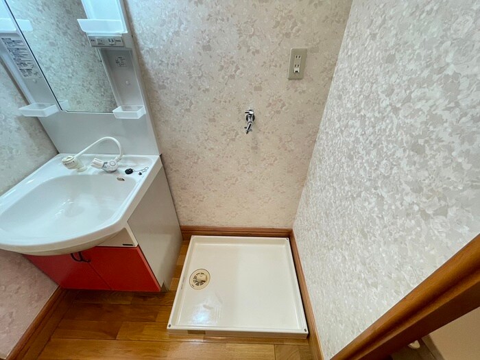 物件内観写真19　(洗濯機置場)