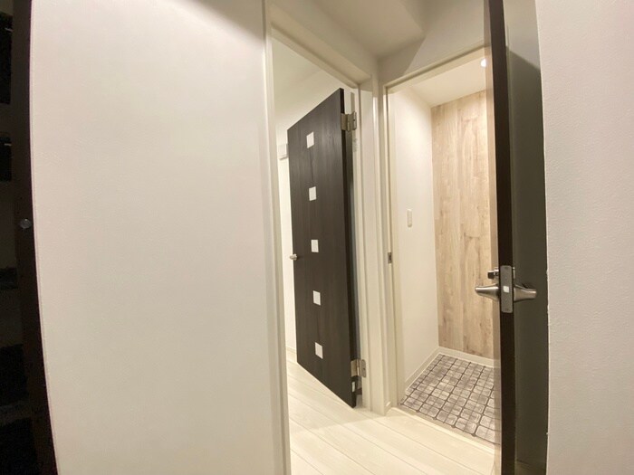 物件内観写真19　(廊下)