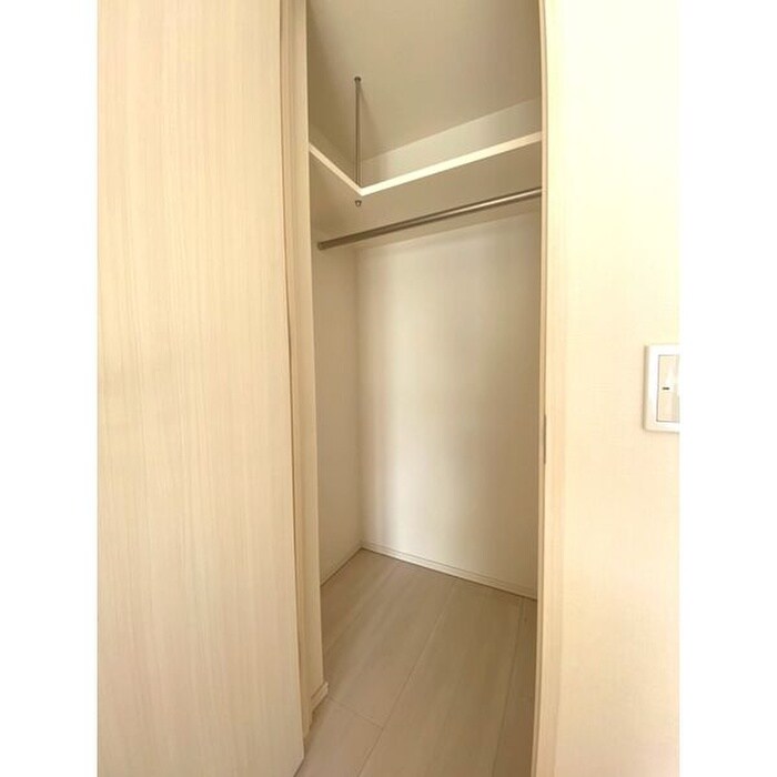 物件内観写真12　(収納)