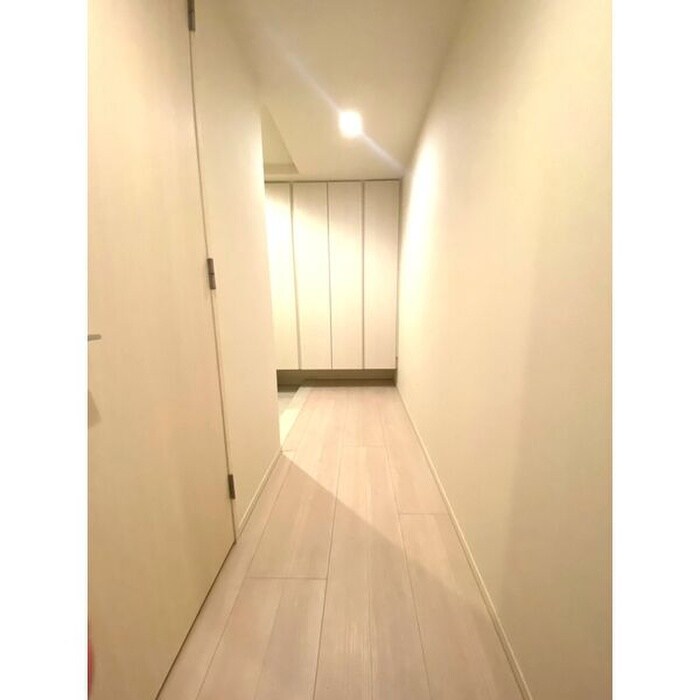 物件内観写真13　(廊下)