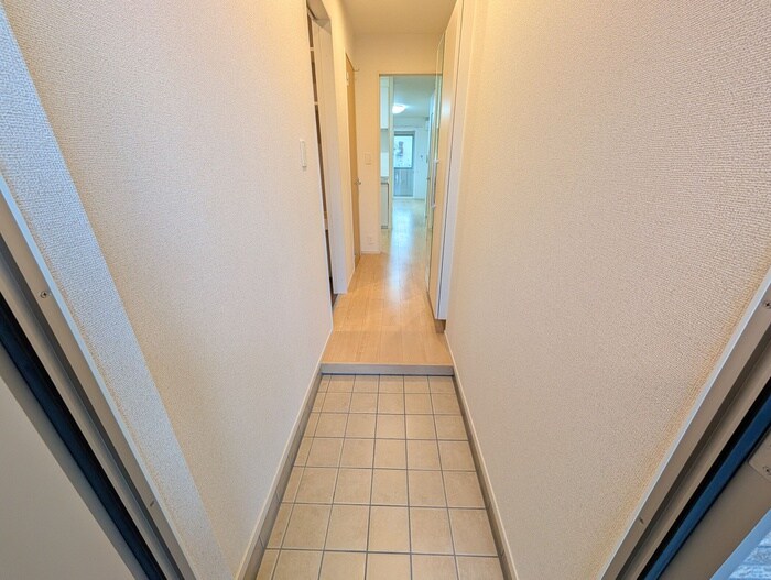 物件内観写真20　(玄関)