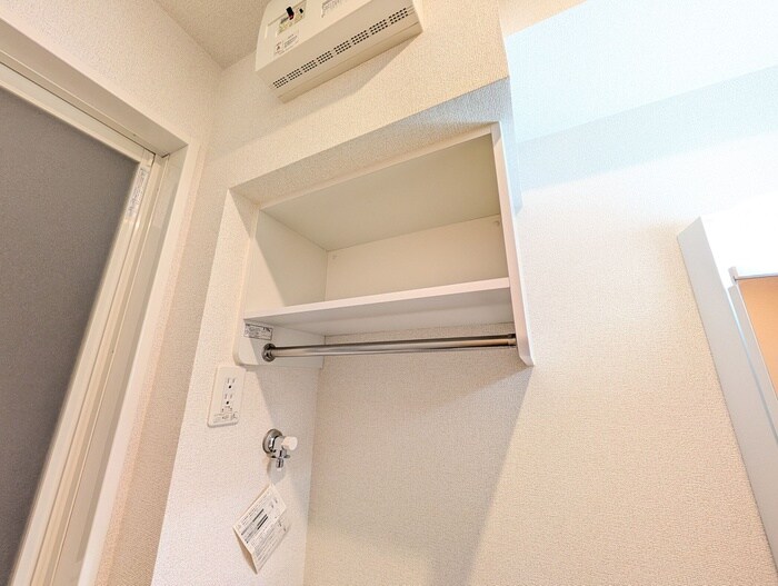 物件内観写真22　(洗濯機置場)