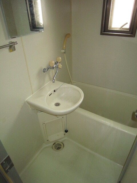 物件内観写真9　(バス／シャワールーム等)