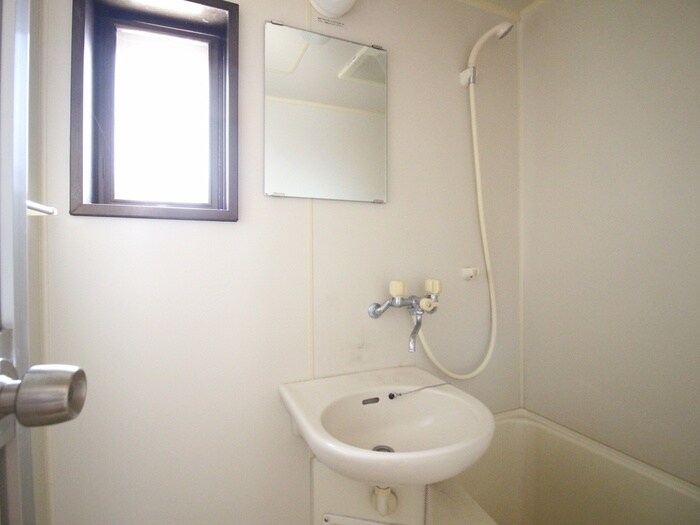 物件内観写真11　(洗面)