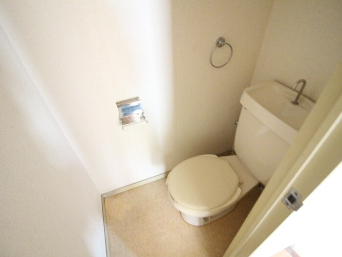 物件内観写真13　(トイレ)