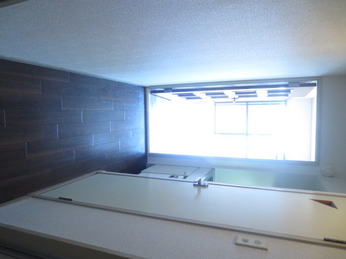 物件内観写真21　(廊下)