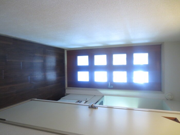 物件内観写真22　(廊下)