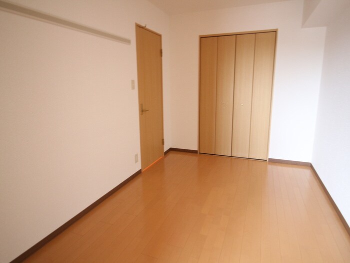 物件内観写真11　(居室)