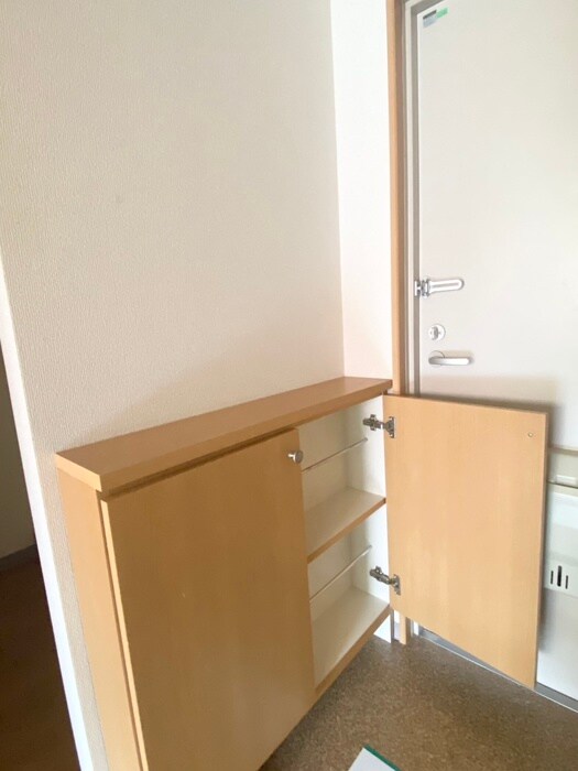 物件内観写真11　(靴箱)