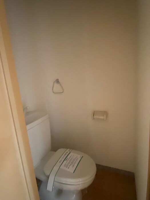 物件内観写真14　(トイレ)