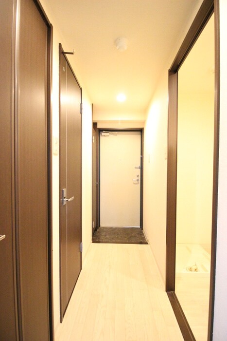 物件内観写真17　(廊下)