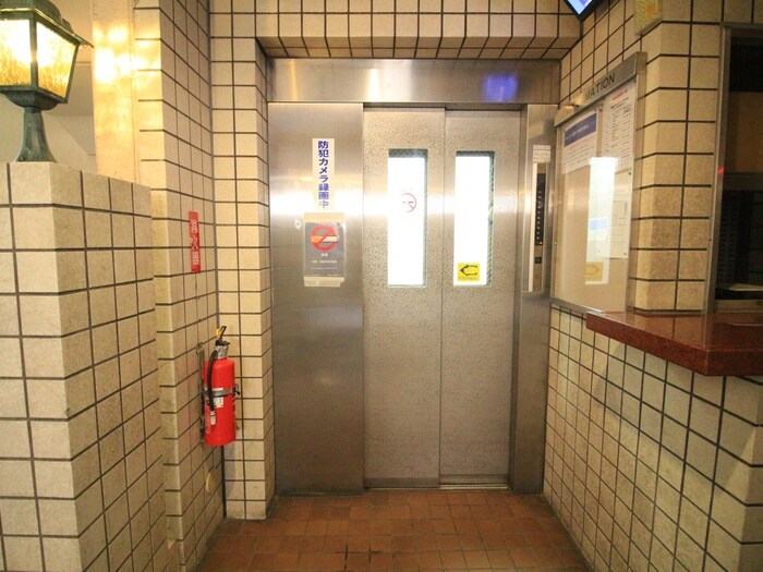 物件外観写真4　(建物設備)