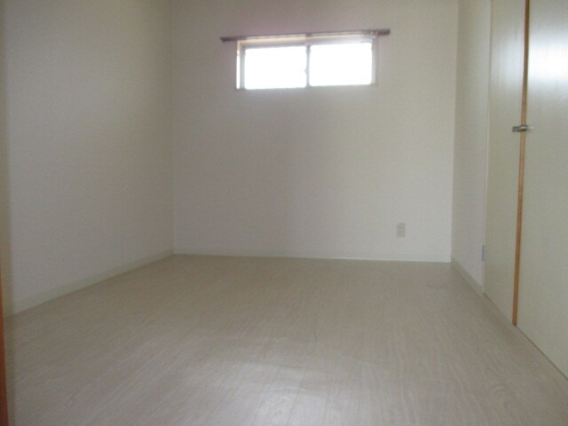 物件内観写真12　(居室)