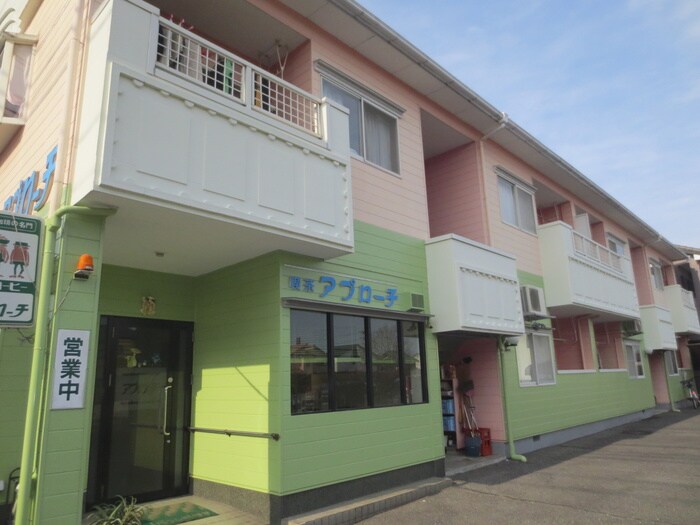 物件外観写真4　(外観写真)