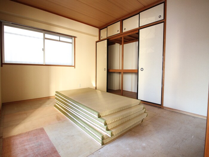 物件内観写真6　(居室)