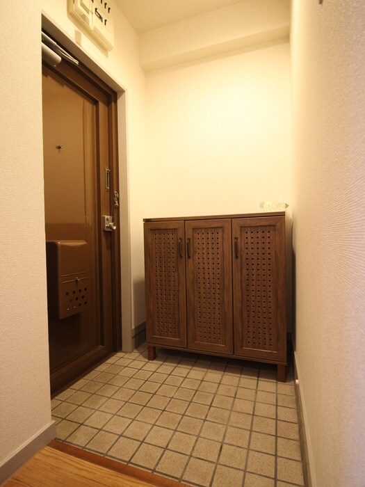 物件内観写真19　(玄関)