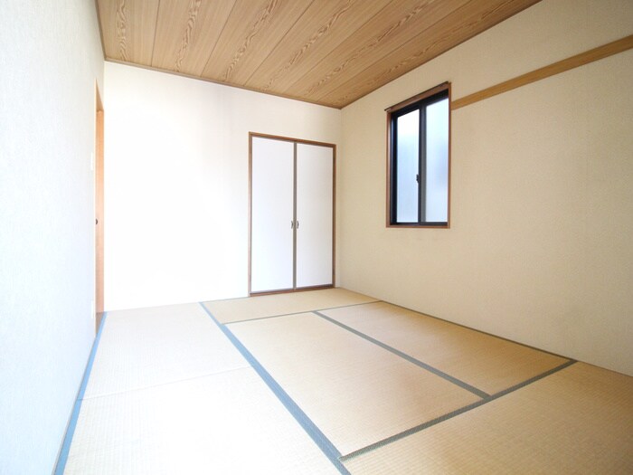 物件内観写真8　(居室)