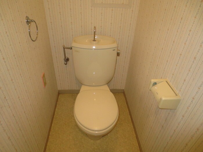 物件内観写真10　(トイレ)