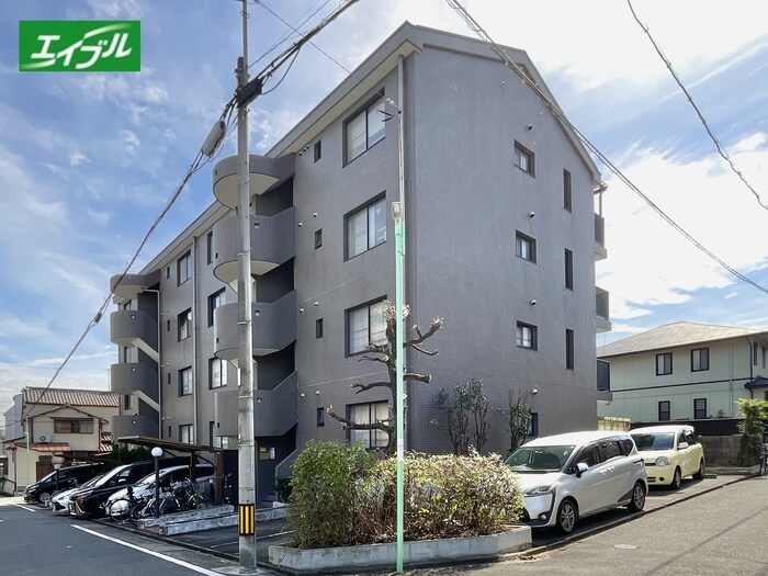 物件外観写真2　(駐車場)