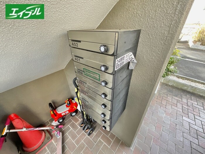 物件外観写真6　(建物設備)