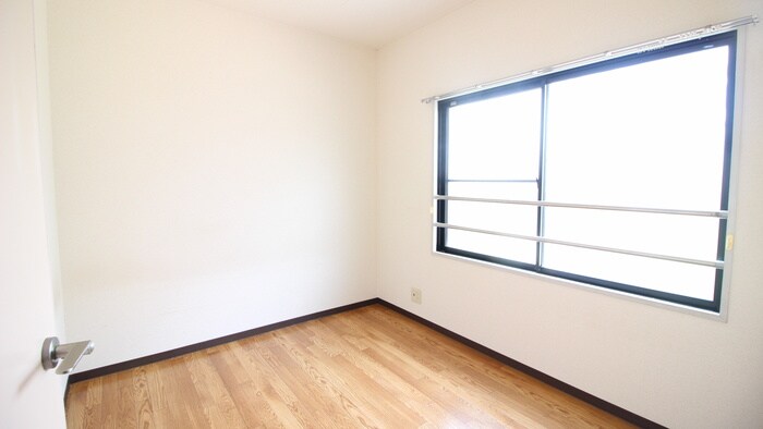 物件内観写真17　(居室)
