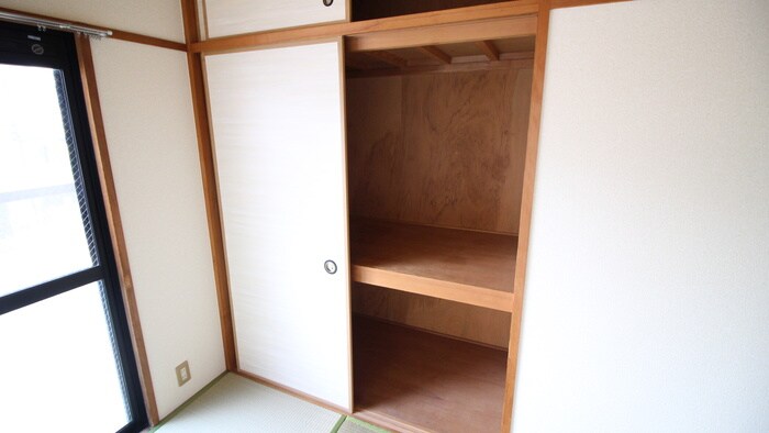 物件内観写真21　(収納)