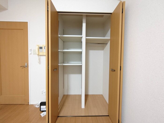 物件内観写真9　(収納)