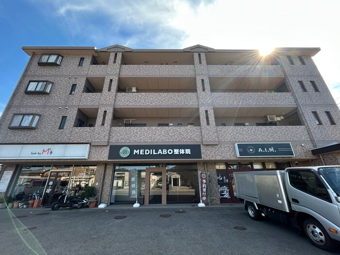 物件外観写真2　(外観写真)