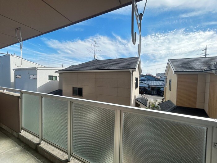 物件内観写真16　(室内からの展望)